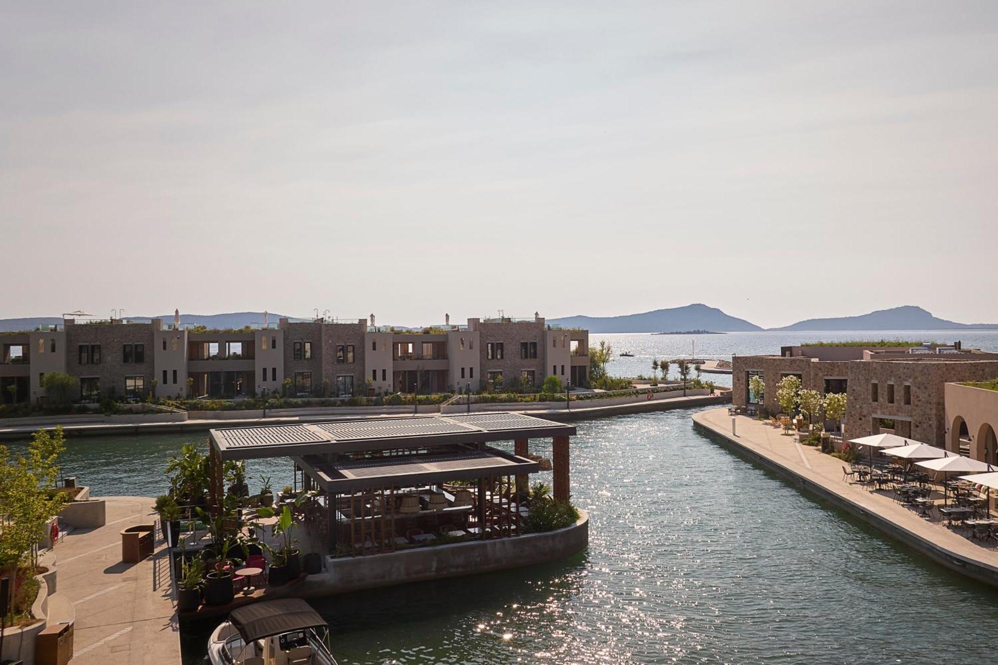 W Costa Navarino (Adults Only) Pylos Exterior foto